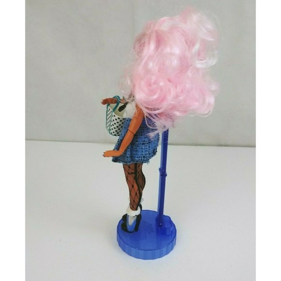 LOL Surprise OMG Doll UPTOWN GIRL With Accessories & Carry Case Locker with Key - Picture 5 of 11